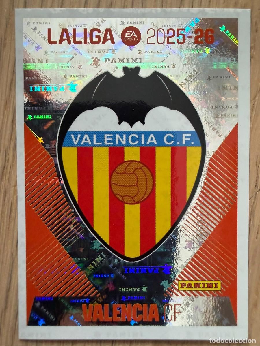 Cromos de f&uacute;tbol: 1 ESCUDO VALENCIA 25 26 2025 2026 LIGA EA SPORTS COLECCIONES ESTE SIN PEGAR STICKER
