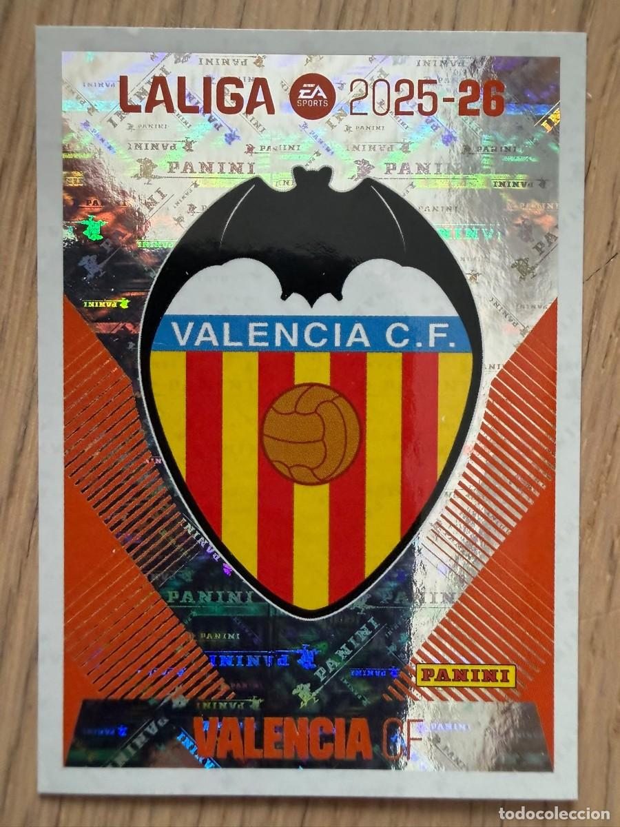 Cromos de f&uacute;tbol: 1 ESCUDO VALENCIA 25 26 2025 2026 LIGA EA SPORTS COLECCIONES ESTE SIN PEGAR STICKER