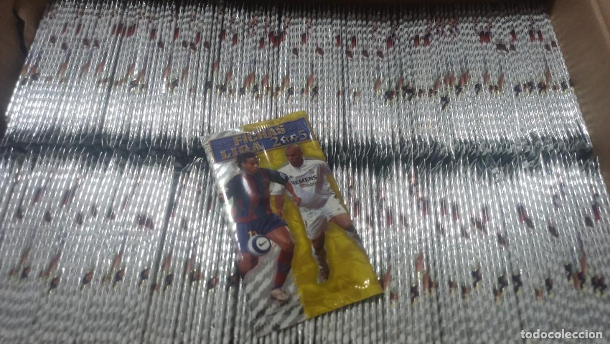 Football Stickers: Lote 223 sobres Fichas de la Liga 2005 Mundi MC Cromo Sport