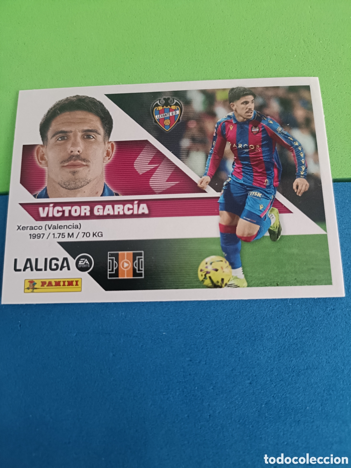 Football Stickers: Panini cromos stickers Liga este 2026 2027 26 27 - Levante 14A V&iacute;ctor Garc&iacute;a