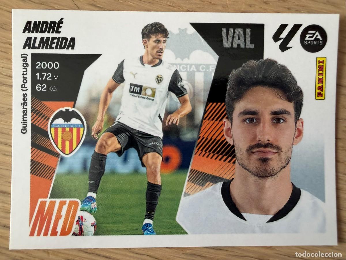 Football Stickers: 14 ANDRE ALMEIDA VALENCIA 25 26 2025 2026 LIGA EA SPORTS COLECCIONES ESTE SIN PEGAR STICKER
