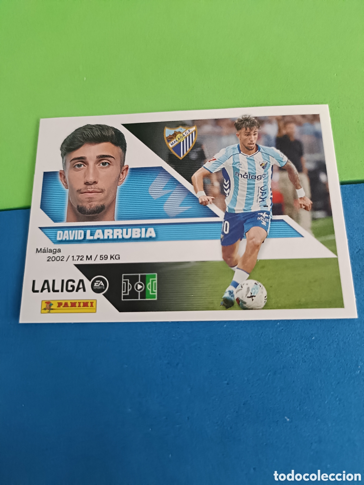Football Stickers: Panini cromos stickers Liga este 2026 2027 26 27 - M&aacute;laga 16 Larrubia