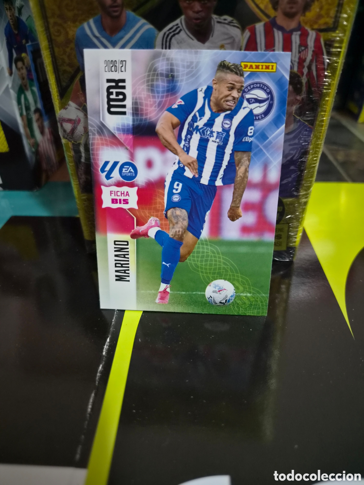 Figurine di Calcio: N&deg;34Bis Alaves Mariano Megacracks 26/27