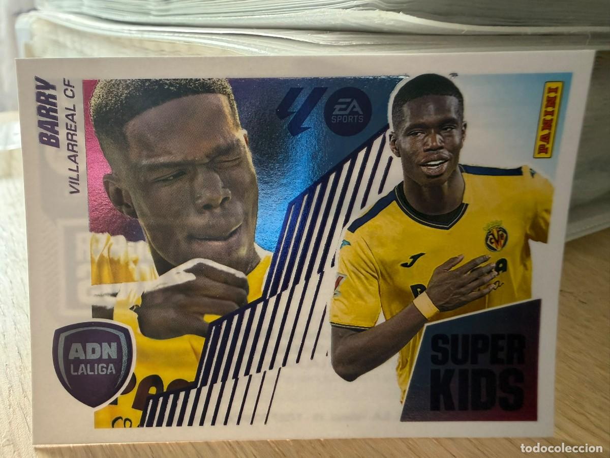 Cromos de f&uacute;tbol: 4 BARRY SUPER KIDS VILLARREAL 25 26 2025 2026 LIGA EA SPORTS COLECCIONES ESTE SIN PEGAR