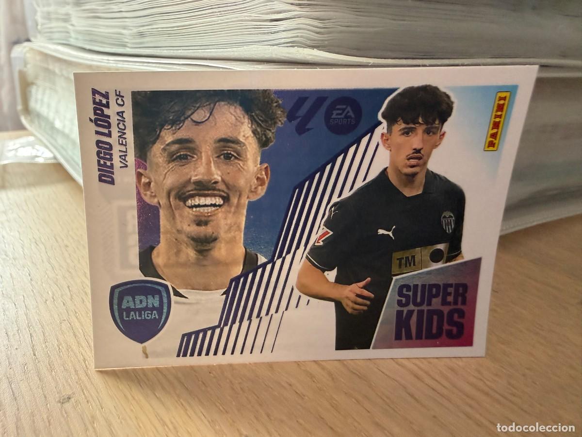 Cromos de f&uacute;tbol: 7 DIEGO LOPEZ SUPER KIDS VALENCIA 25 26 2025 2026 LIGA EA SPORTS COLECCIONES ESTE SIN PEGAR
