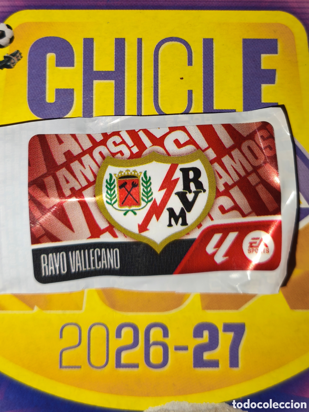 Cromos de f&uacute;tbol: Escudo Rayo Vallecano Chicle liga este 26/27