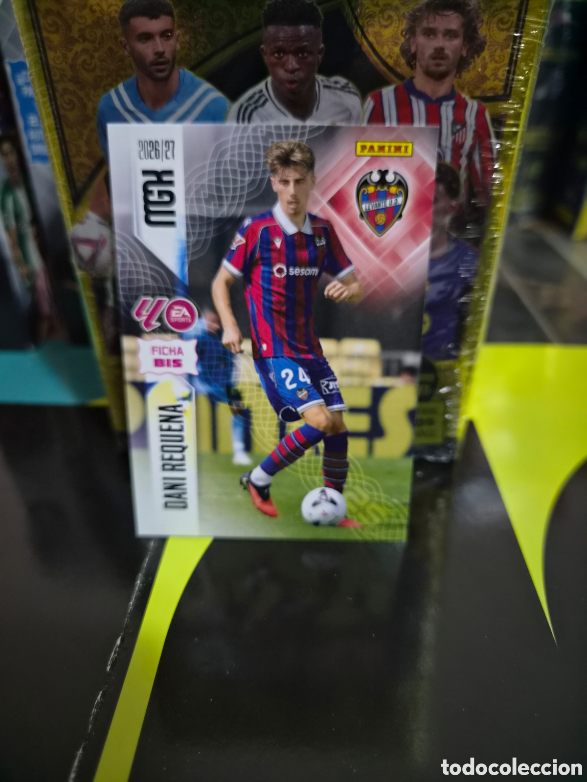 Cromos de f&uacute;tbol: N&deg;208Bis Levante Dani Requena Megacracks 26/27