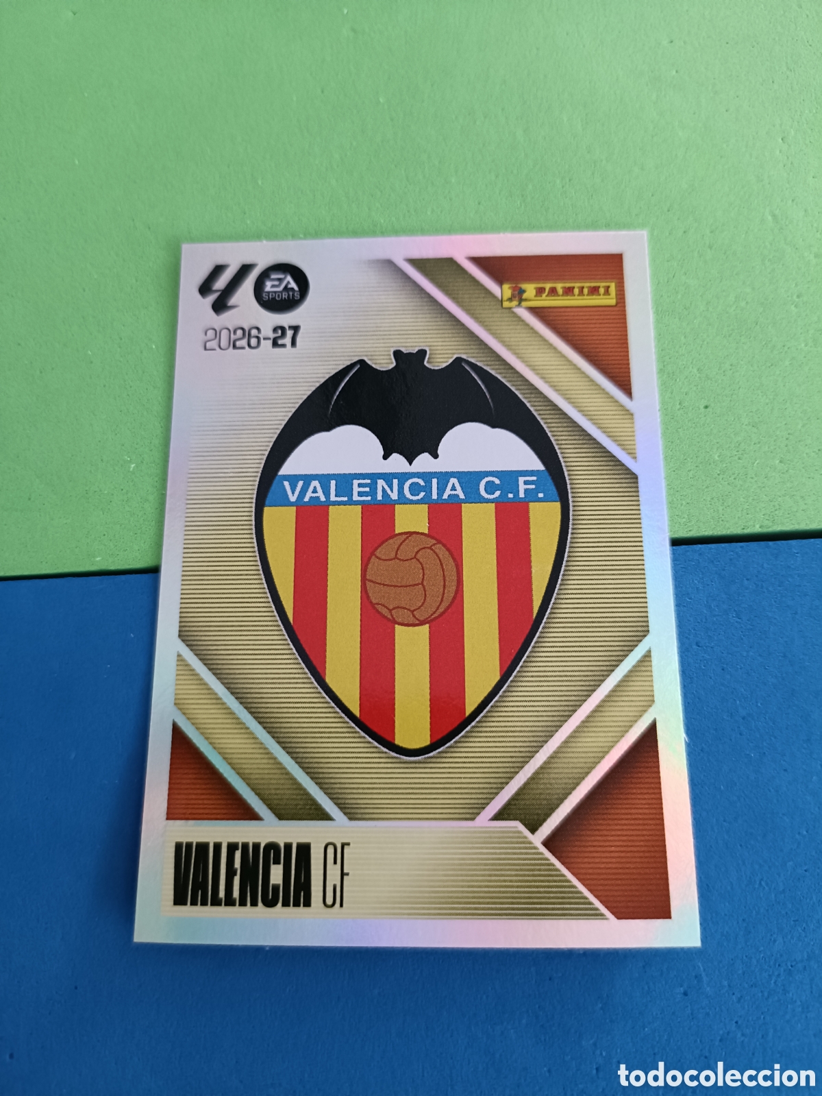 Cromos de f&uacute;tbol: Panini cromos stickers Liga este 2026 2027 26 27 - Valencia 1 Escudo