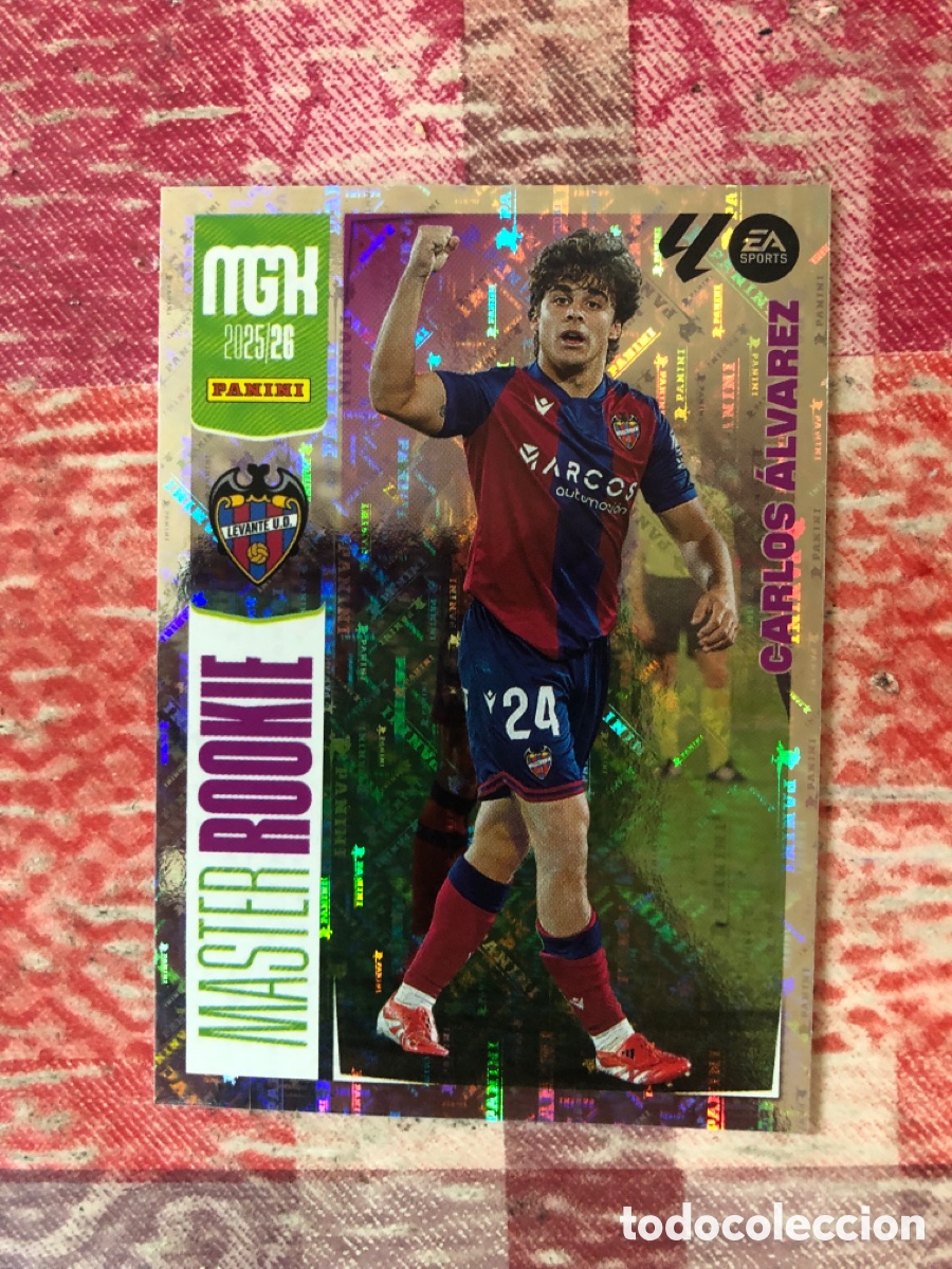 Cromos de f&uacute;tbol: 407 CARLOS &Aacute;LVAREZ LEVANTE MASTER ROOKIE MEGACRACKS 2025 2026 25 26