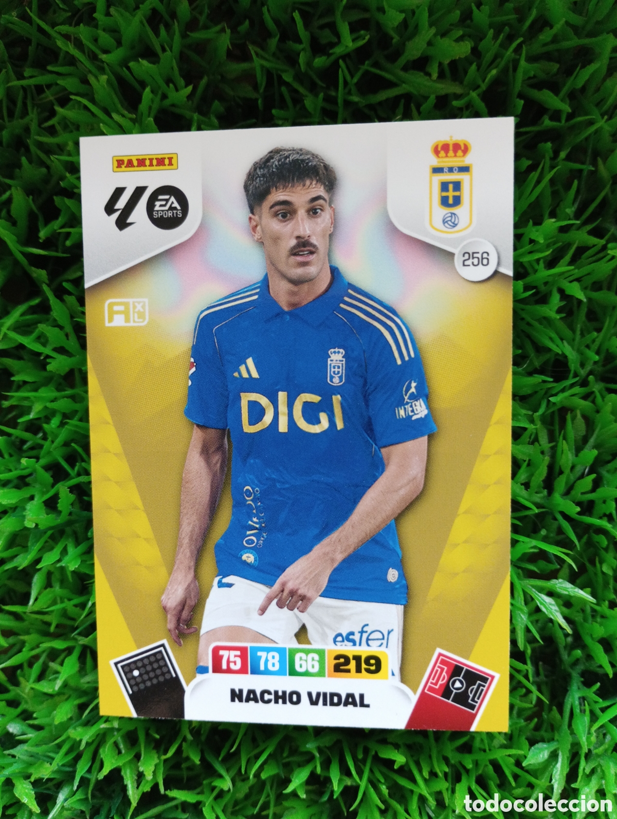 Cartes &agrave; collectionner de Football: Nacho Vidal Oviedo Adrenalyn 25-26 # 256