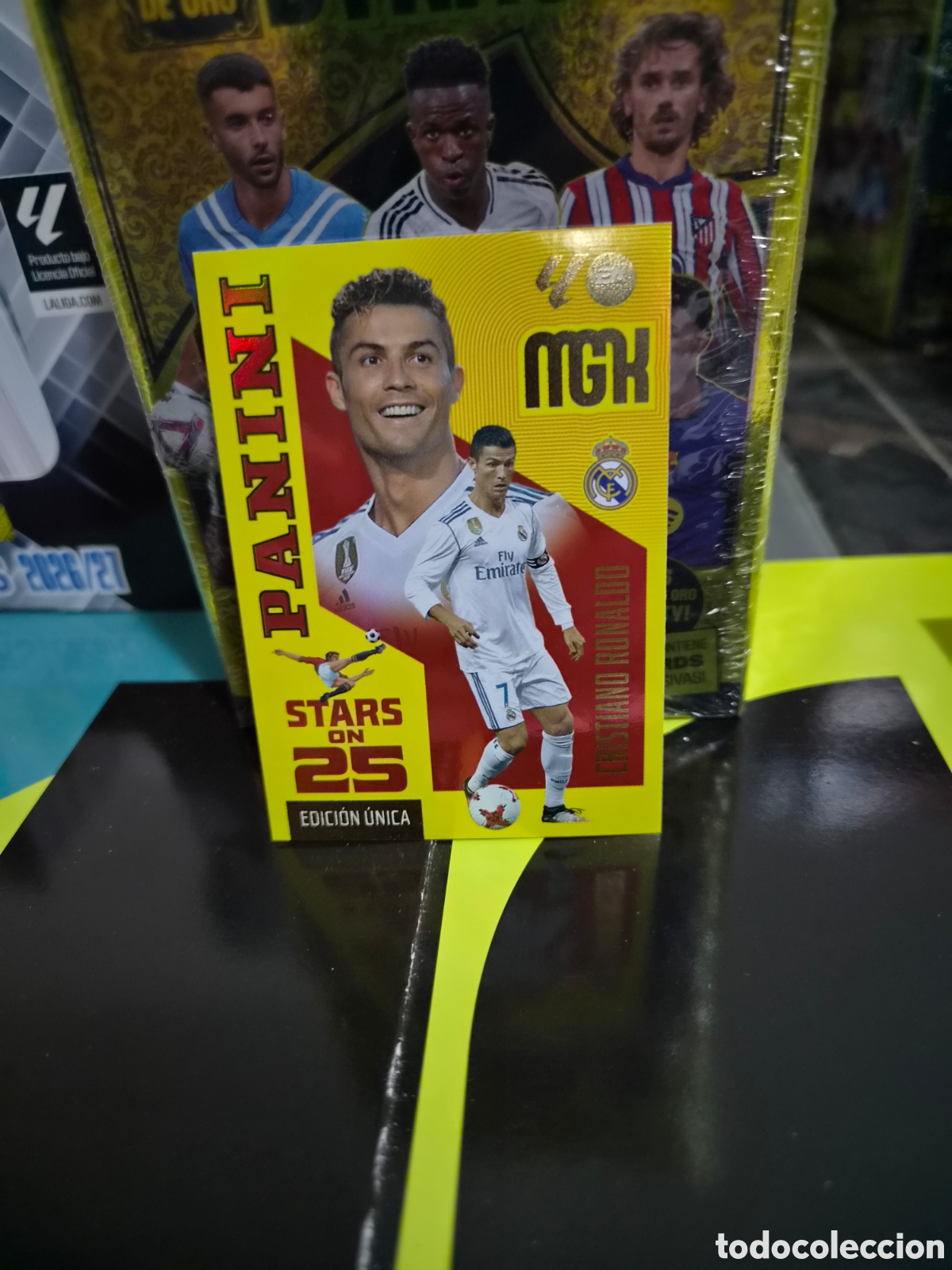 Figurine di Calcio: N&deg;442 Stars On 25 Cristiano Ronaldo Megacracks 26/27
