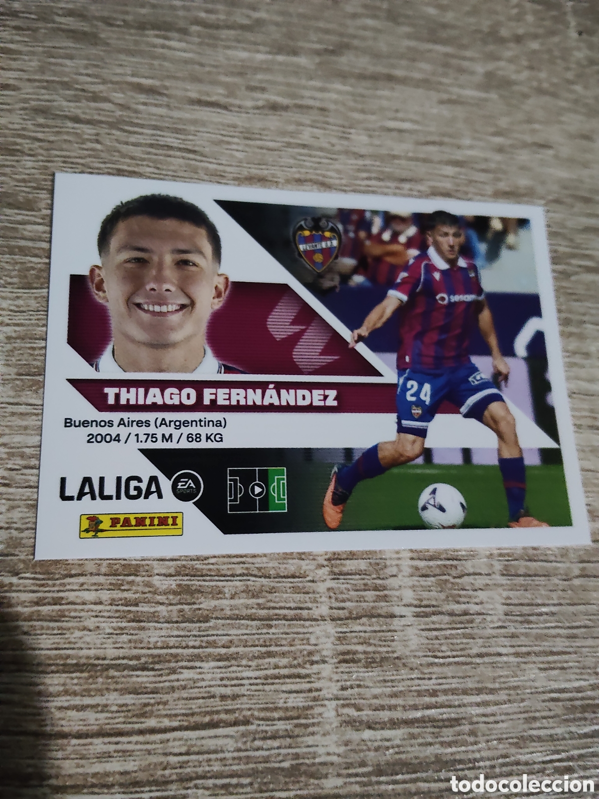 Cromos de f&uacute;tbol: Thiago Fern&aacute;ndez coloca Levante liga 2026 2027 26 27 ediciones este