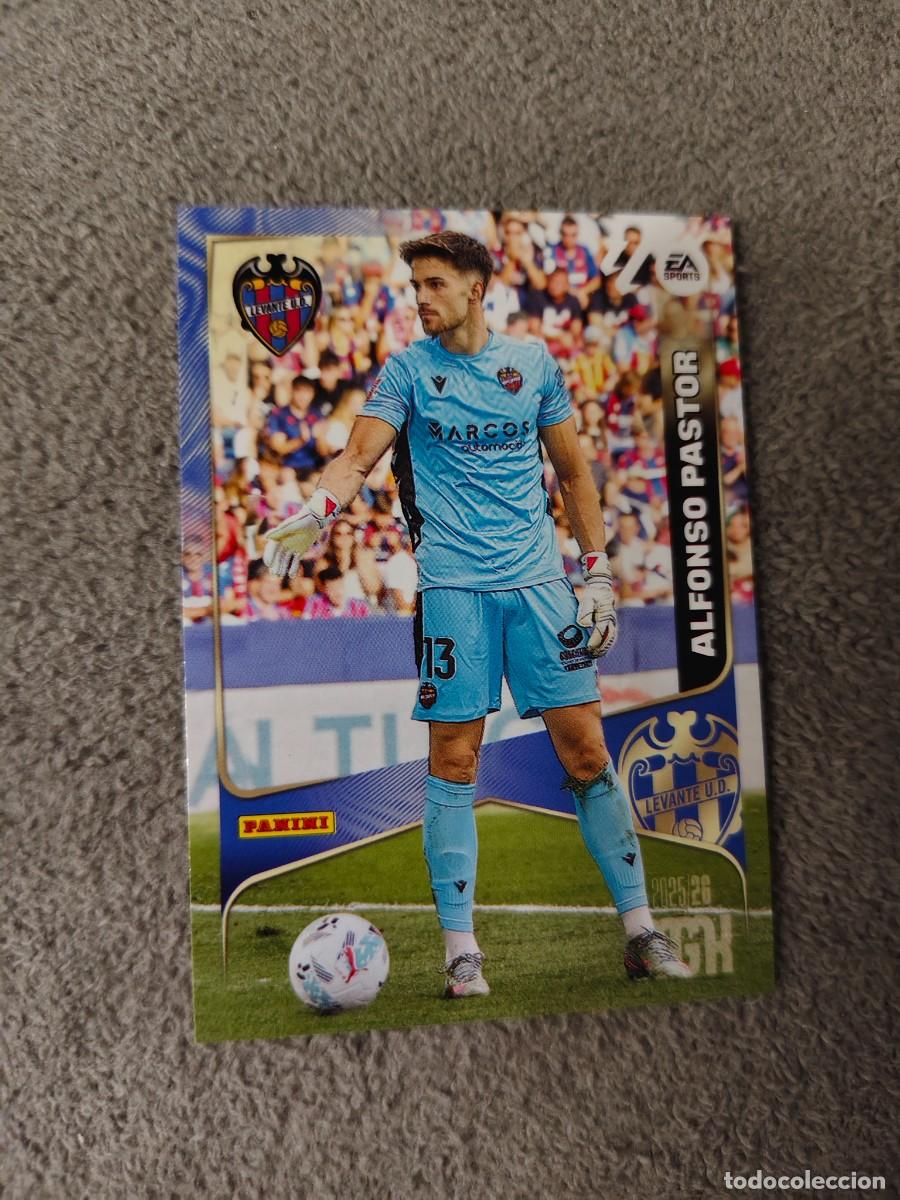 Cromos de f&uacute;tbol: 201 MEGACRACKS MGK 25 26 ALFONSO PASTOR LEVANTE UD BASE CARD LALIGA PANINI LA LIGA 2025 2026