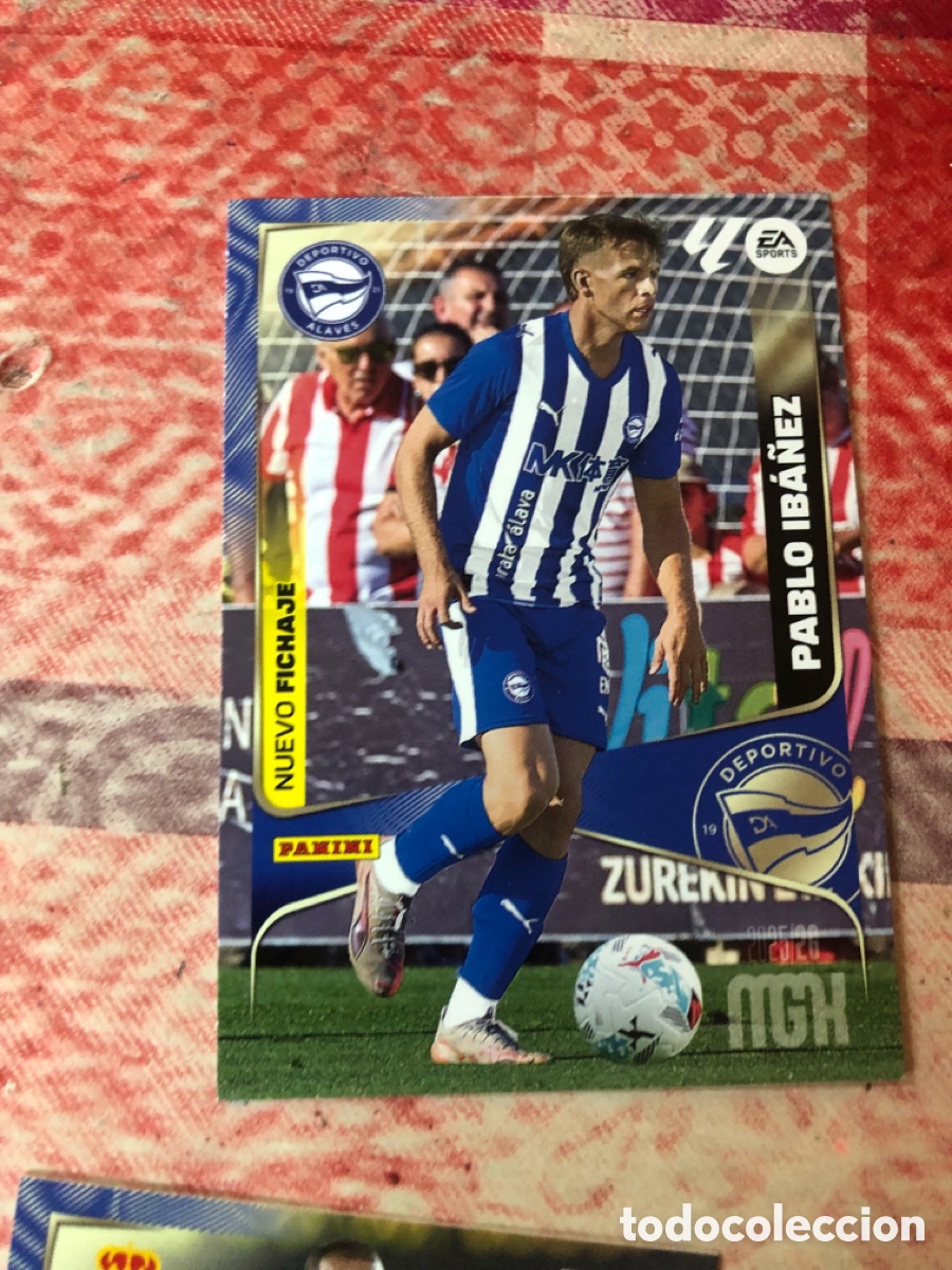 Cromos de f&uacute;tbol: Pablo Ib&aacute;&ntilde;ez nuevo fichaje n&uacute;mero 446 del Alav&eacute;s Megacracks 25-26 2025-2026