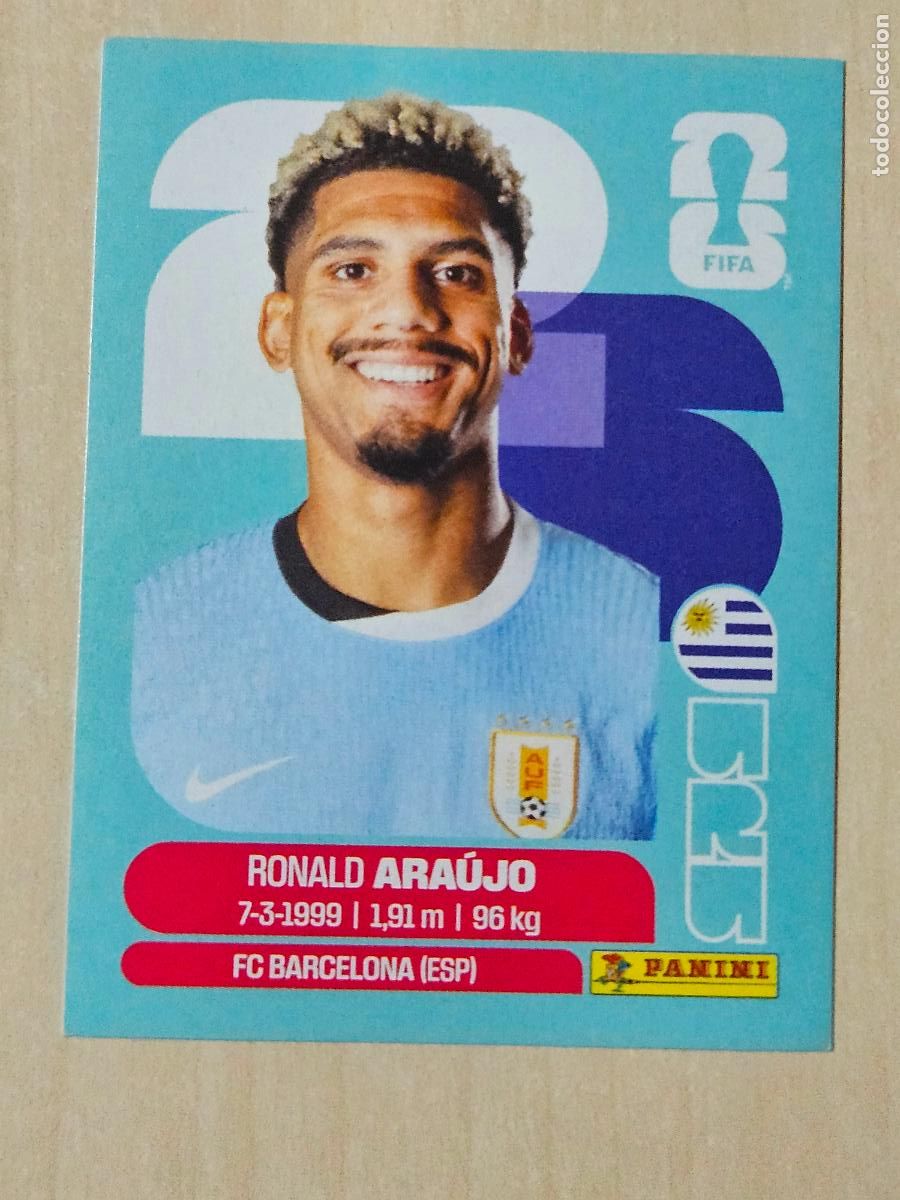 Cartes &agrave; collectionner de Football: CROMO URU4 URU 4 RONALD ARAUJO URUGUAY - MUNDIAL FIFA WORLD CUP 2026 STICKER PANINI SIN PEGAR