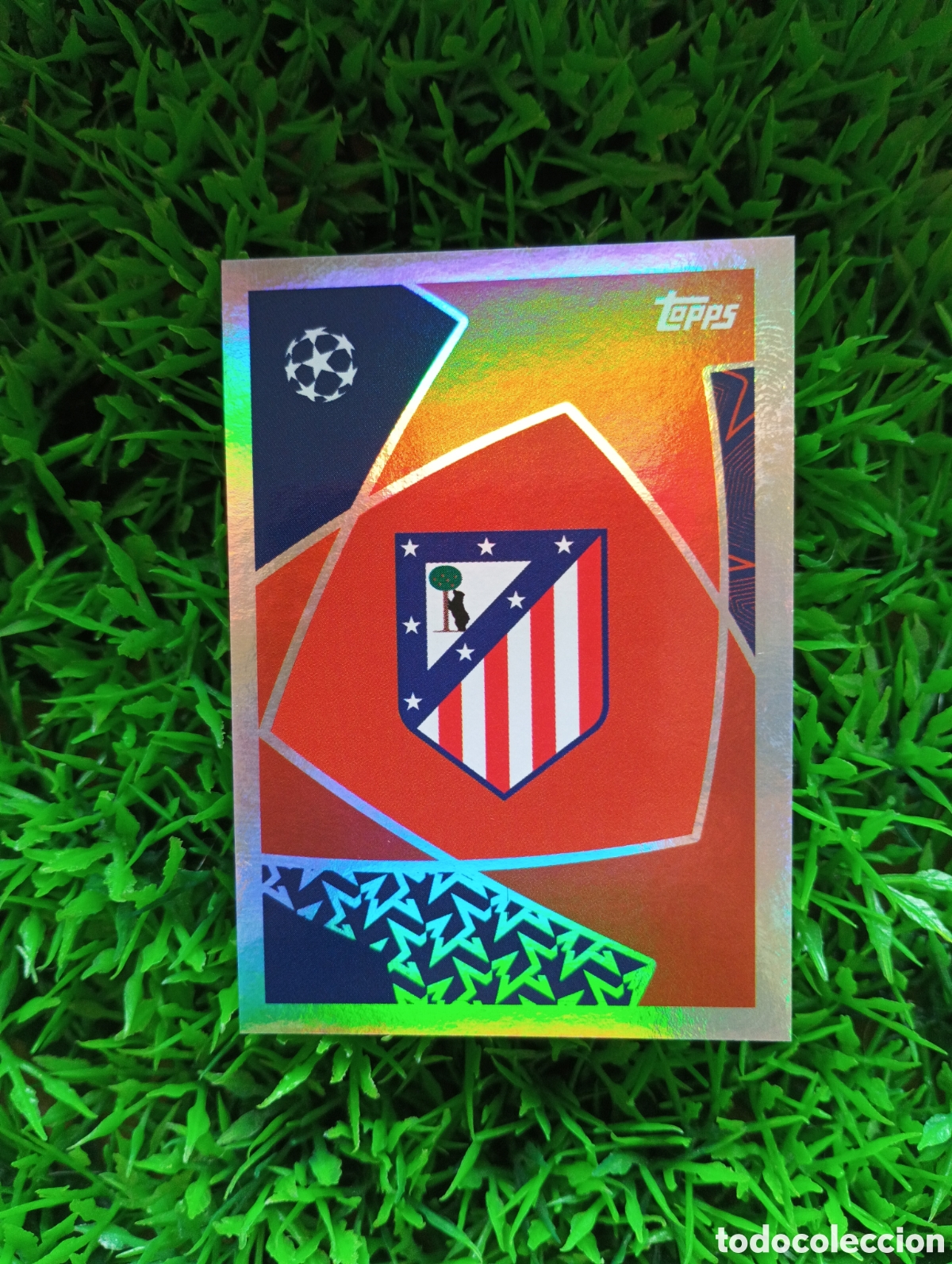Cartes &agrave; collectionner de Football: Escudo Atletico De Madrid Champions League 25-26 # 112 NUNCA PEGADO