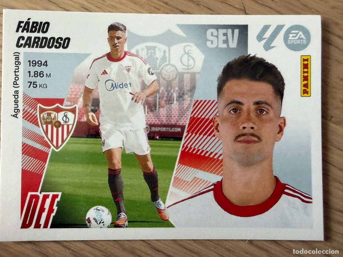 Cromos de f&uacute;tbol: FICHAJE 60 FABIO CARDOSO SEVILLA 25 26 2025 2026 LIGA EA SPORTS COLECCIONES ESTE SIN PEGAR