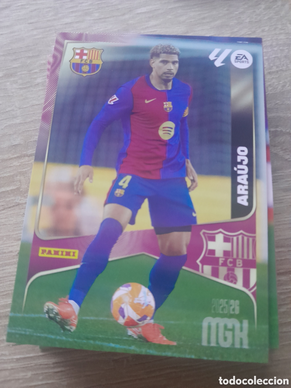 Football Stickers: n&ordm; 78 araujo barcelona megacracks 2025 2026