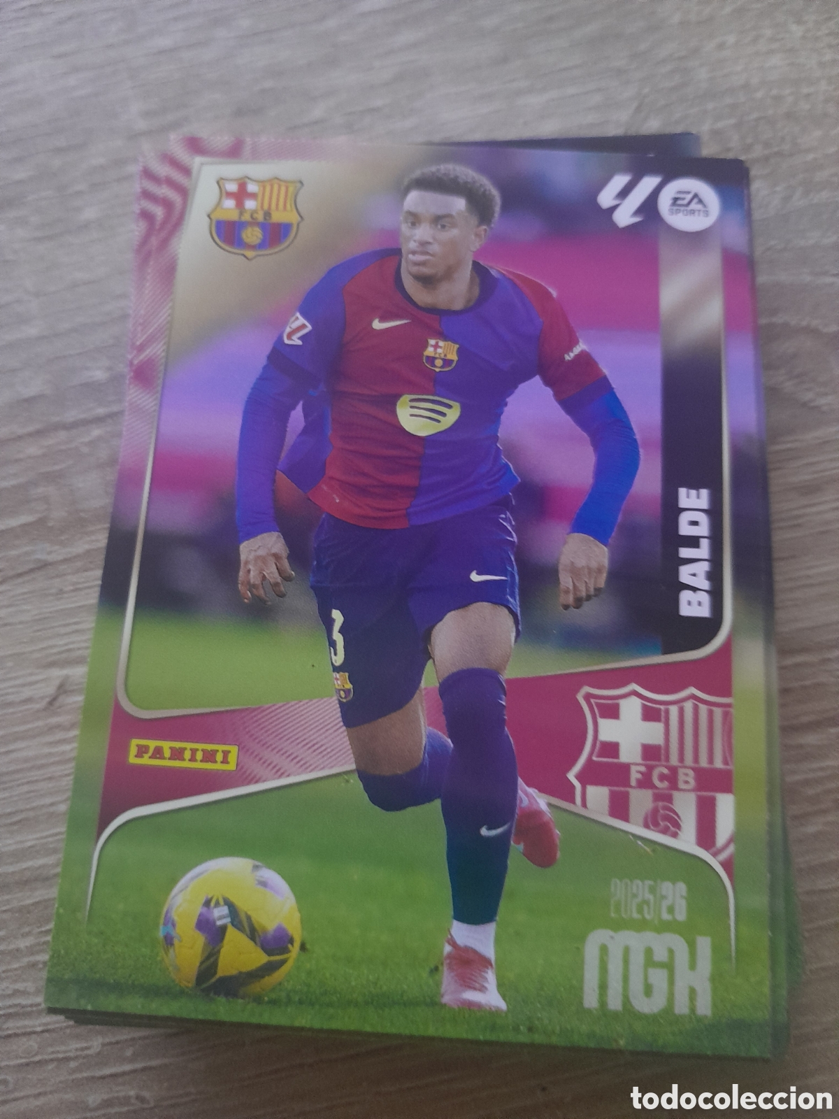 Football Stickers: n&ordm; 81 balde barcelona megacracks 2025 2026