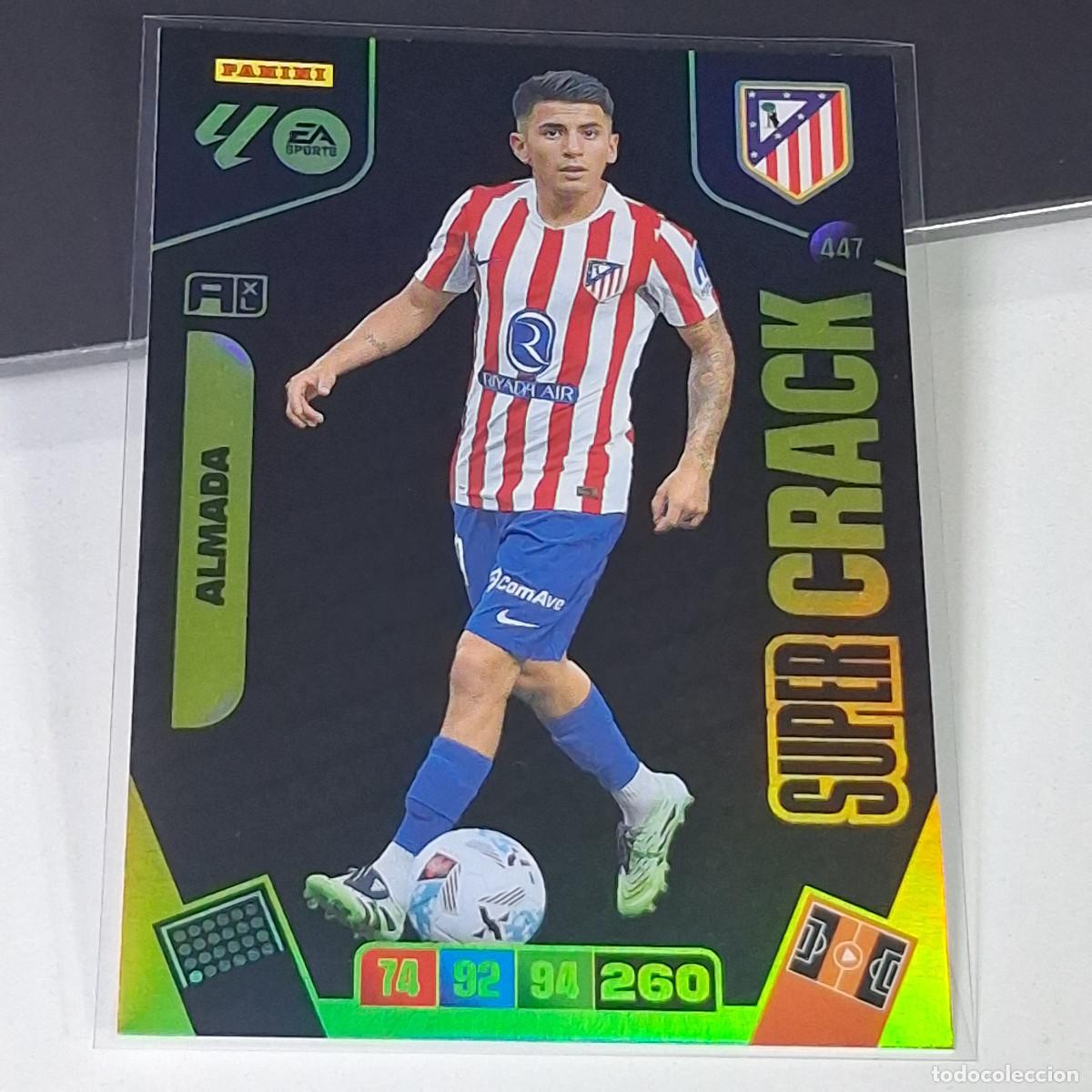 Fu&szlig;ball-Sticker: D7 447 ALMADA SUPER CRACK ATL&Eacute;TICO DE MADRID CARD LIGA ADRENALYN XL 2025 2026 25 26 PANINI