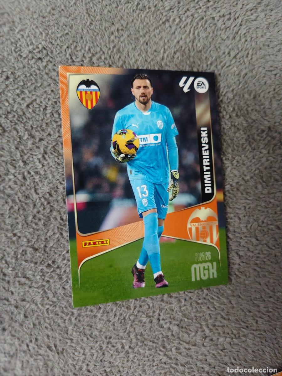 Cromos de Futebol: 344 MEGACRACKS MGK 25 26 DIMITRIEVSKI VALENCIA CF BASE CARD LALIGA PANINI LA LIGA 2025 2026