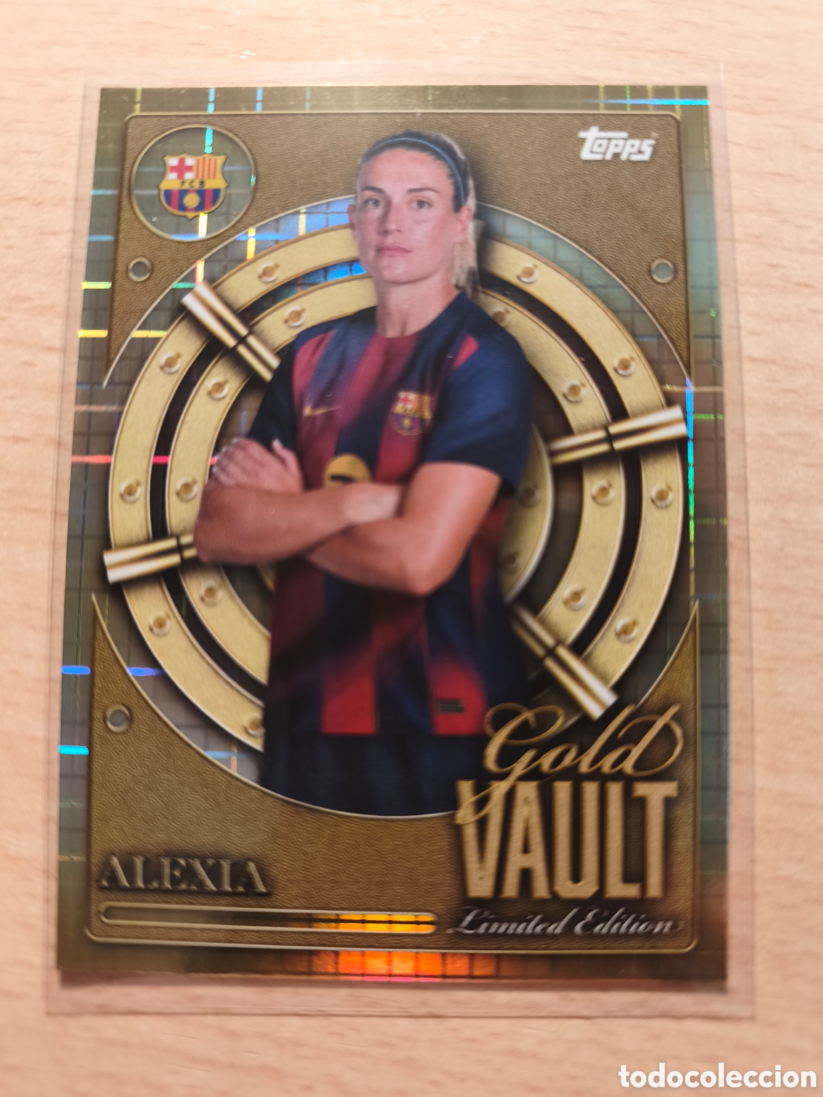 Cartes &agrave; collectionner de Football: GV2 ALEXIA PUTELLAS GOLD VAULT FC BARCELONA COLLECTOR TIN 2025 2026 TOPPS 25 26