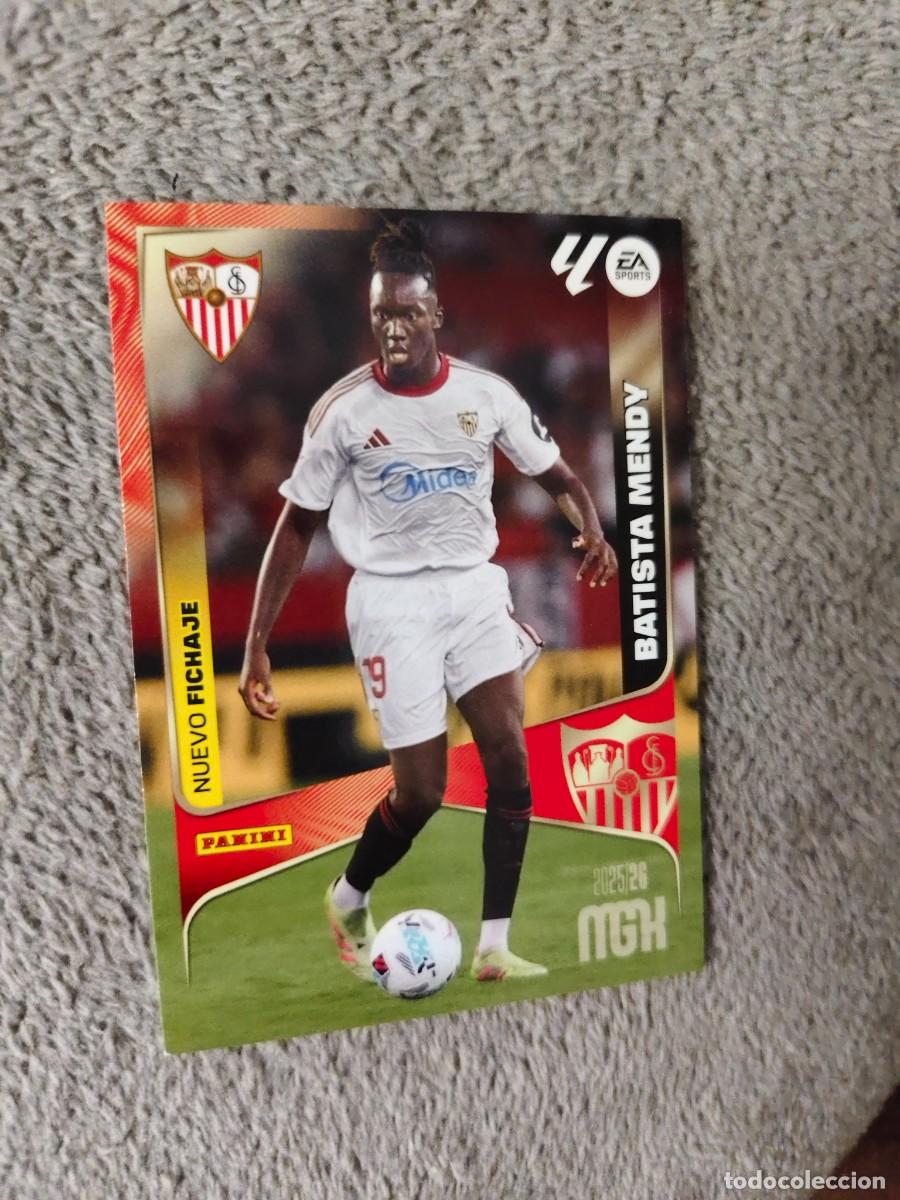 Fu&szlig;ball-Sticker: 498 MEGACRACKS MGK 25 26 BATISTA MENDY SEVILLA FC FICHA LALIGA PANINI LA LIGA 2025 2026