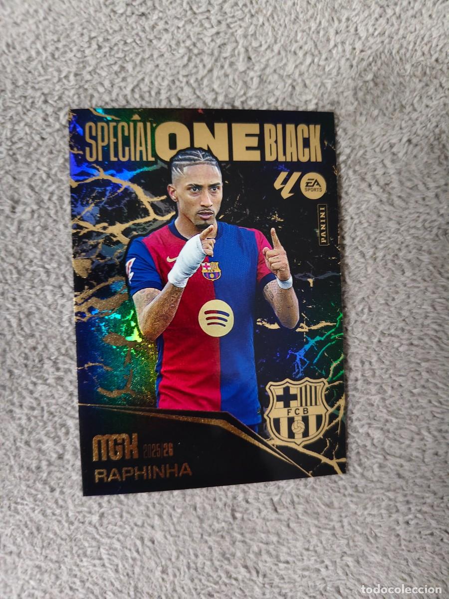 Cromos de f&uacute;tbol: SB5 MEGACRACKS MGK 25 26 RAPHINHA FC BARCELONA SPECIAL ONE BLACK LALIGA PANINI LA LIGA 2025 2026