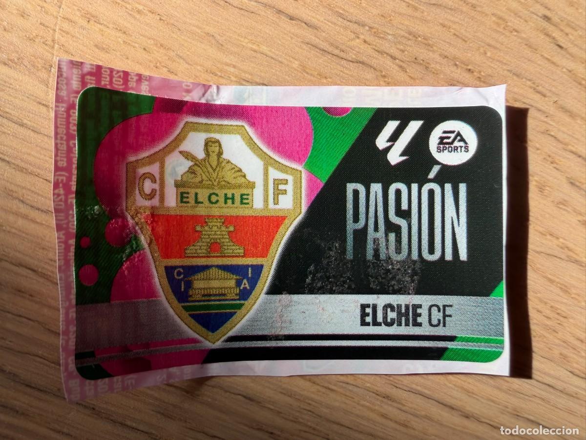 Cromos de f&uacute;tbol: ESCUDO ELCHE PASION 25 26 2025 2026 LIGA EA SPORTS CHICLES CHICLE ESTE SIN PEGAR