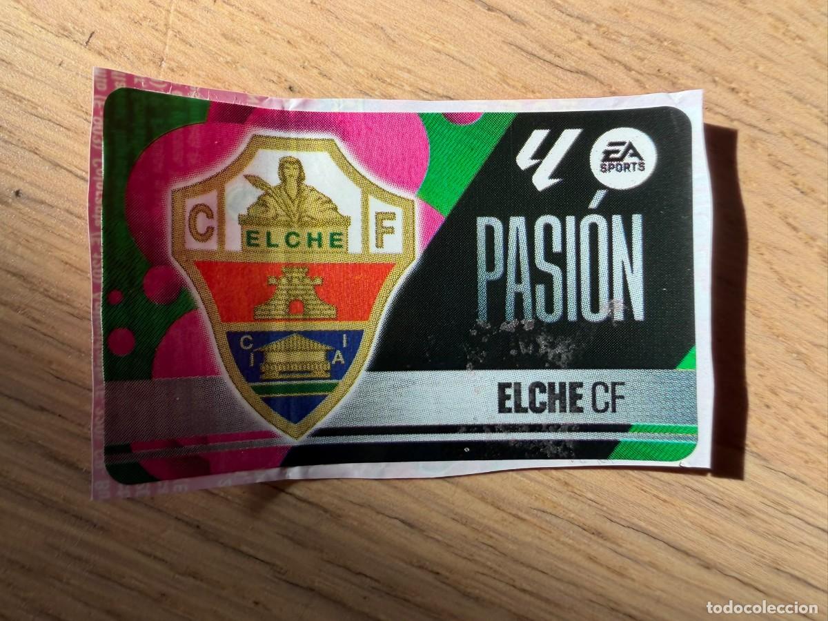 Cromos de f&uacute;tbol: ESCUDO ELCHE PASION 25 26 2025 2026 LIGA EA SPORTS CHICLES CHICLE ESTE SIN PEGAR