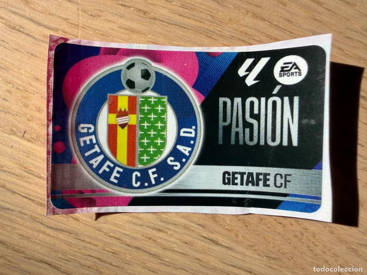 Cromos de f&uacute;tbol: ESCUDO GETAFE PASION 25 26 2025 2026 LIGA EA SPORTS CHICLES CHICLE ESTE SIN PEGAR