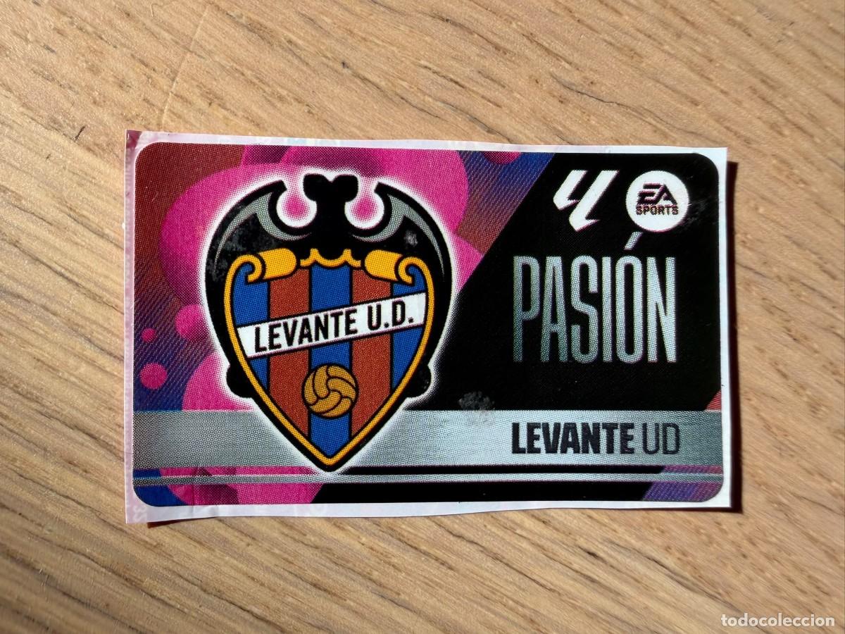 Cromos de f&uacute;tbol: ESCUDO LEVANTE PASION 25 26 2025 2026 LIGA EA SPORTS CHICLES CHICLE ESTE SIN PEGAR