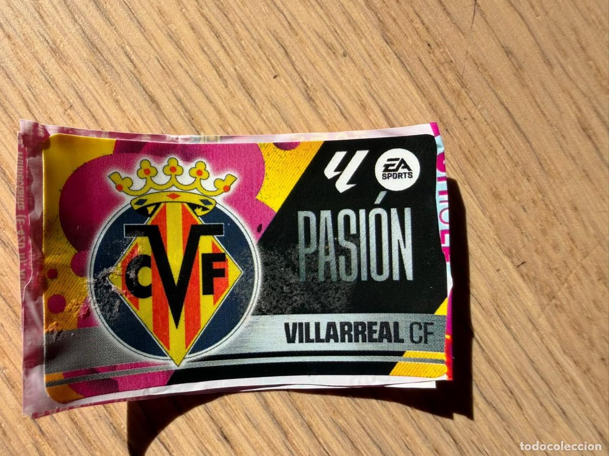 Fu&szlig;ball-Sticker: ESCUDO VILLARREAL PASION 25 26 2025 2026 LIGA EA SPORTS CHICLES CHICLE ESTE SIN PEGAR