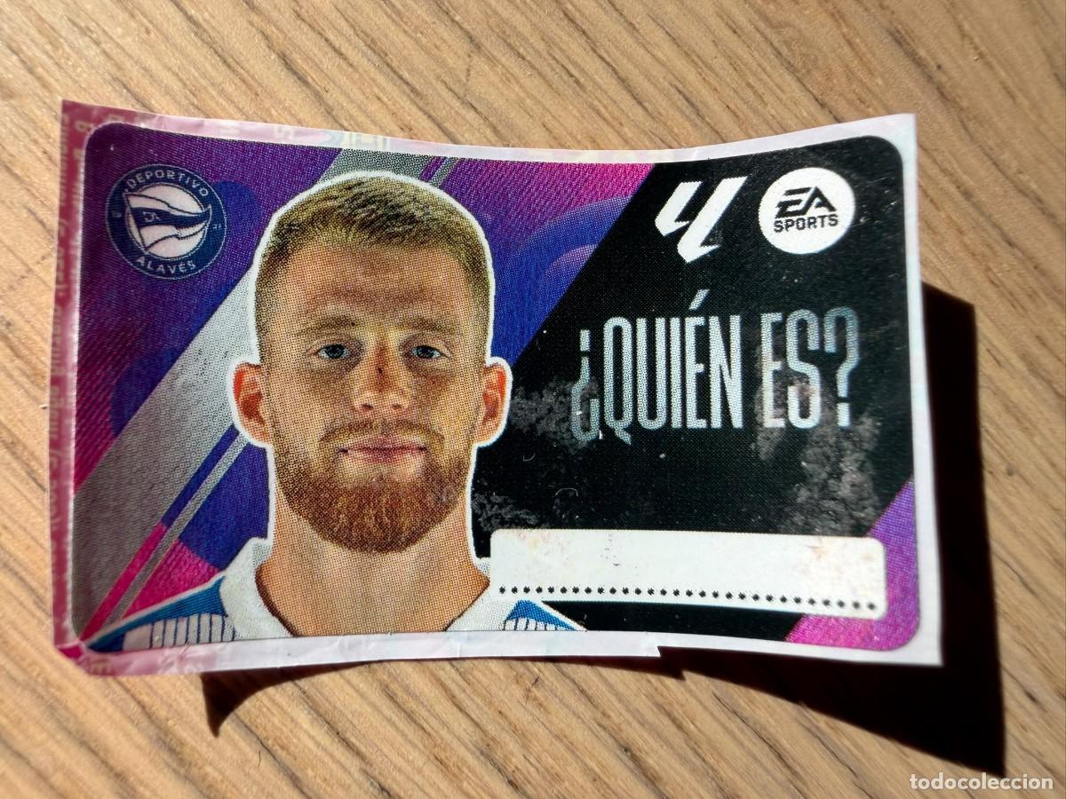Cromos de f&uacute;tbol: QUIEN ES CARLOS VICENTE ALAVES 25 26 2025 2026 LIGA EA SPORTS CHICLES CHICLE ESTE SIN PEGAR