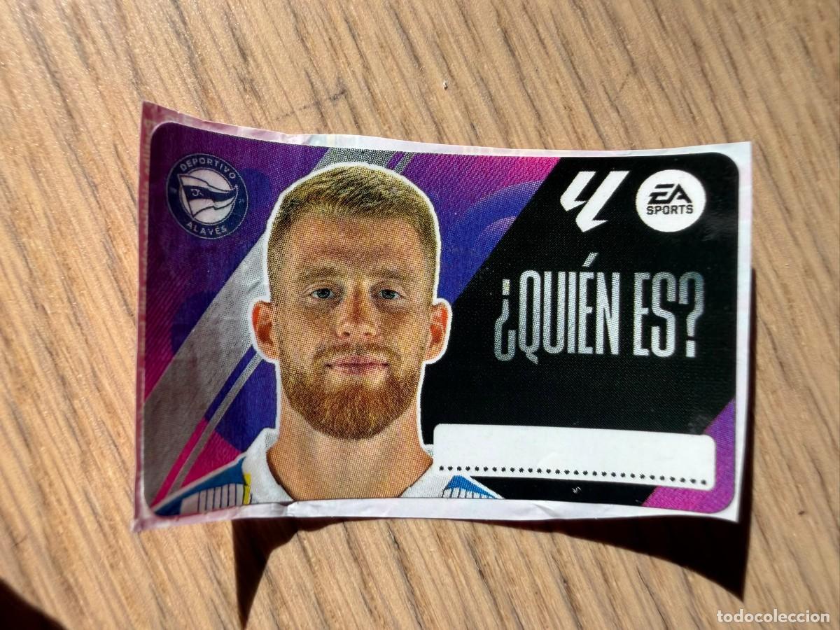 Cromos de f&uacute;tbol: QUIEN ES CARLOS VICENTE ALAVES 25 26 2025 2026 LIGA EA SPORTS CHICLES CHICLE ESTE SIN PEGAR