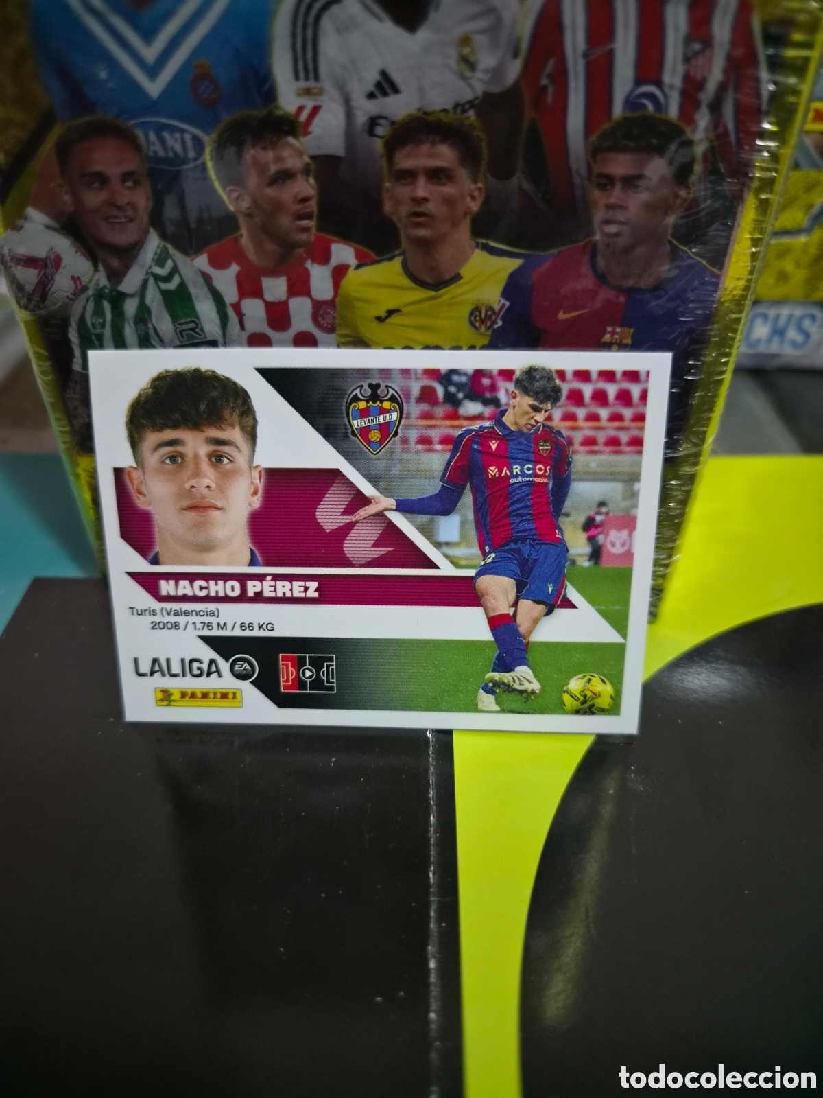 Cromos de f&uacute;tbol: N&deg;6Bis Levante Nacho P&eacute;rez Liga Este 26/27