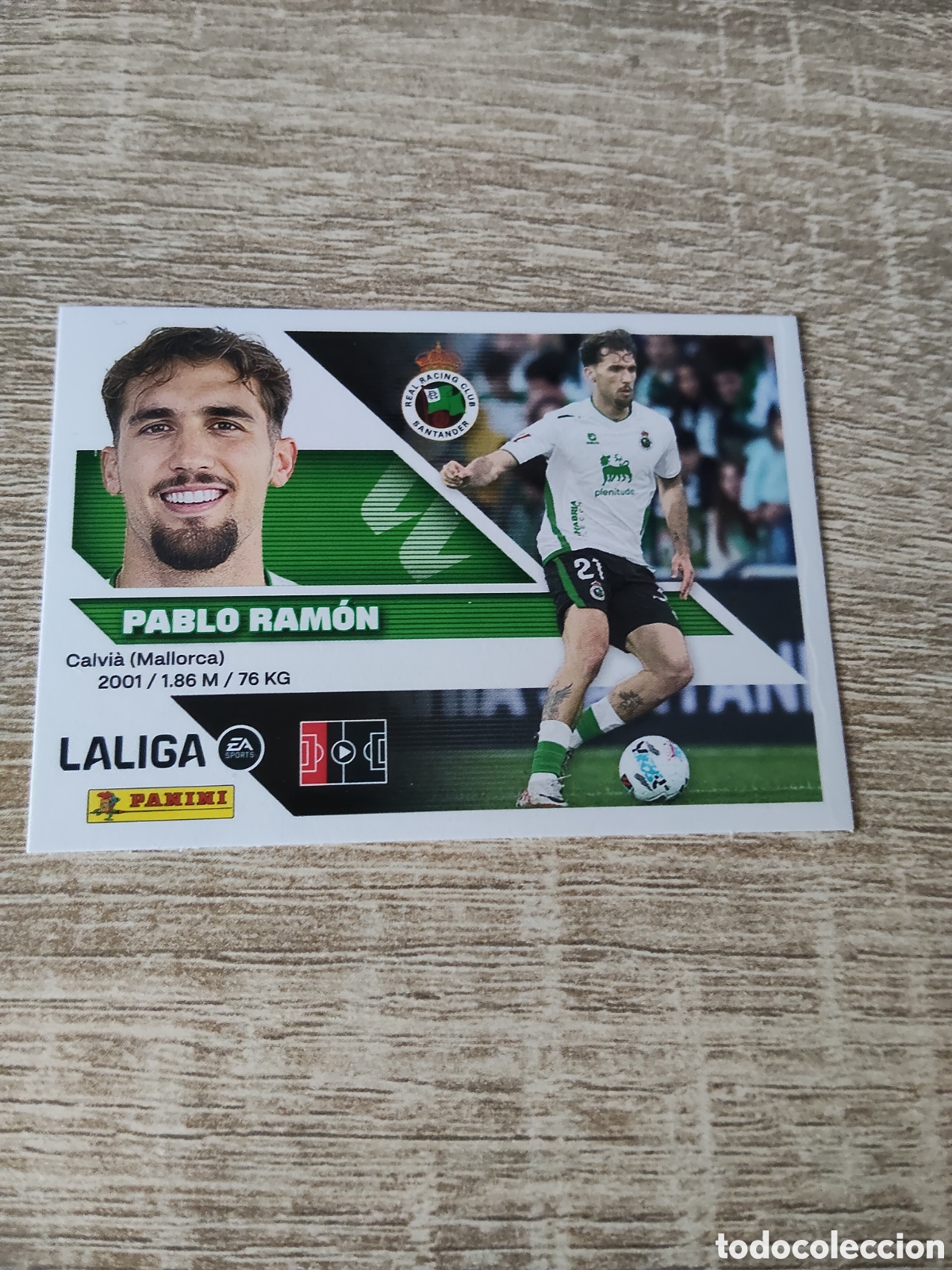 Fu&szlig;ball-Sticker: Pablo Ram&oacute;n coloca Racing de Santander liga 2026 2027 26 27 ediciones este