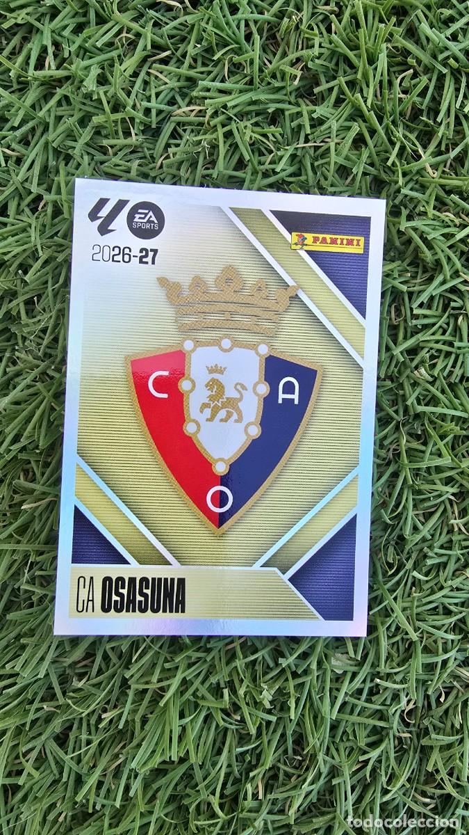 Cromos de f&uacute;tbol: ESCUDO 1 OSASUNA LIGA ESTE 2026 2027 26 27 PANINI LALIGA EA SPORTS
