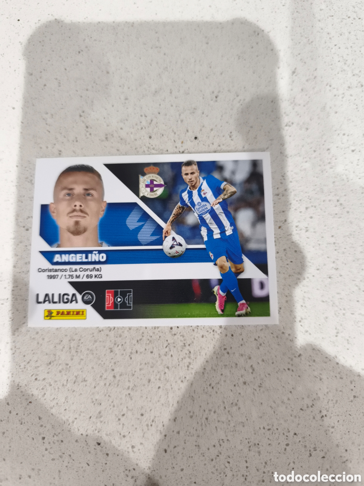 Cromos de f&uacute;tbol: CROMO N&Uacute;MERO 33 &Uacute;LTIMO FICHAJE ANGELI&Ntilde;O DEPORTIVO CORU&Ntilde;A. LIGA ESTE 26/27. PANINI. TERCERA EDICI&Oacute;N.