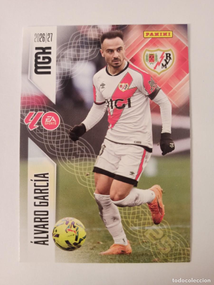 Figurine di Calcio: Alvaro Garcia 303 - R. Vallecano - MEGACRACKS 2026 2027 - 26 27 - MGK - PANINI