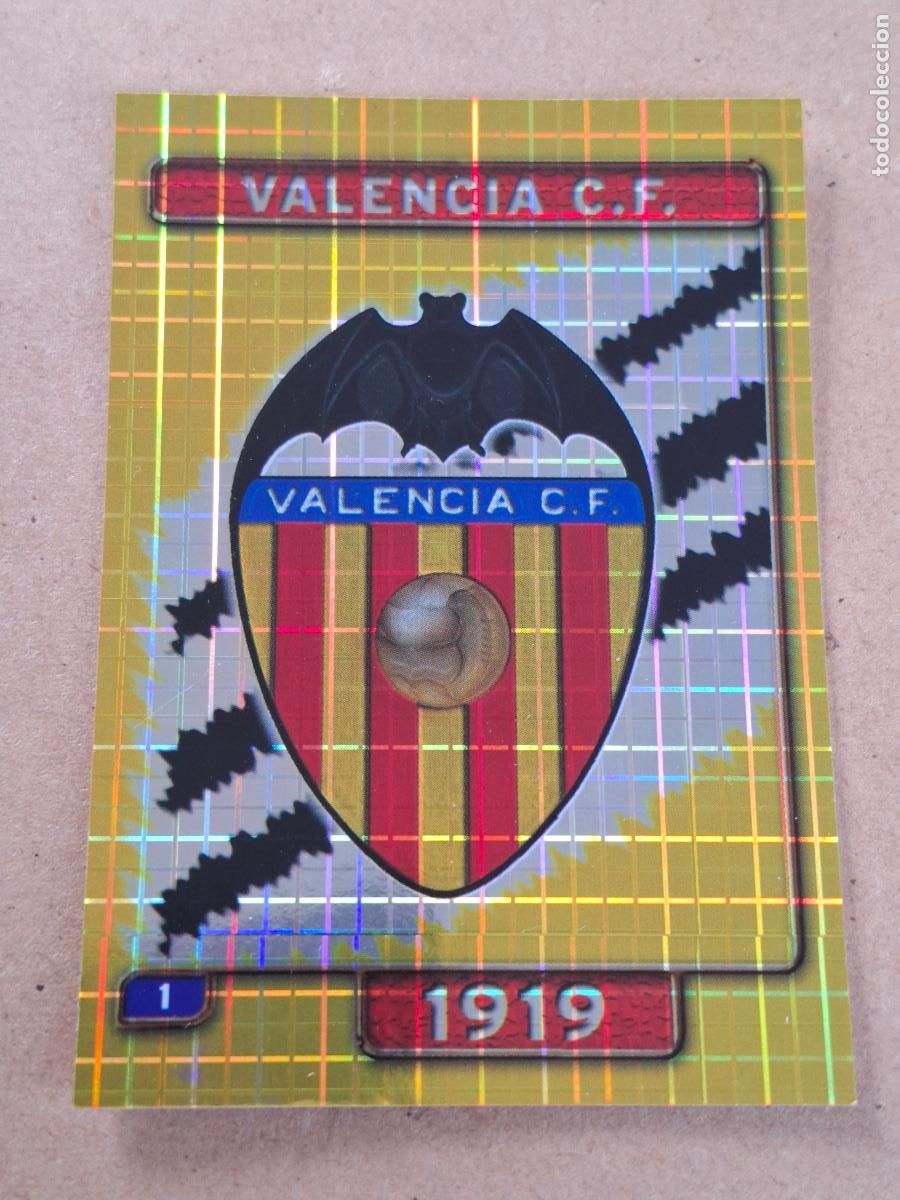 Football Stickers: MUNDICROMO 2004 2005 04 05 - 1 ESCUDO VALENCIA CF