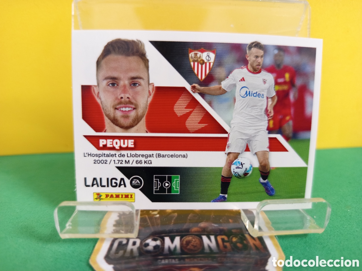 Cromos de Futebol: ❇️ CROMO ⚽ 17.- PEQUE (SEVILLA) - COLECCIONES ESTE 2026/27 (PANINI) ❇️
