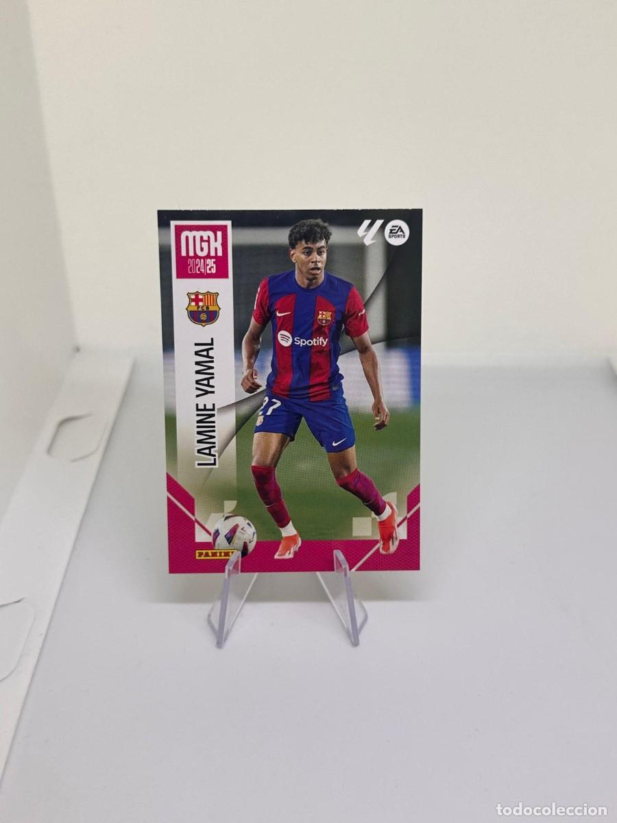 Cromos de f&uacute;tbol: Lamine Yamal 89 FC Barcelona Panini Megacracks 2024 25