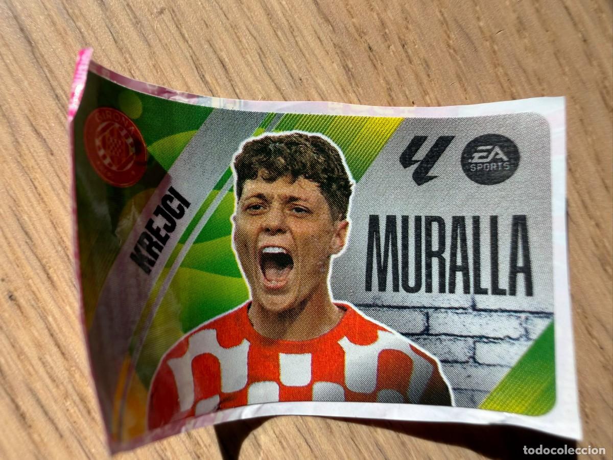 Cromos de f&uacute;tbol: MURALLA KREJCI GIRONA 25 26 2025 2026 LIGA EA SPORTS CHICLES CHICLE ESTE SIN PEGAR