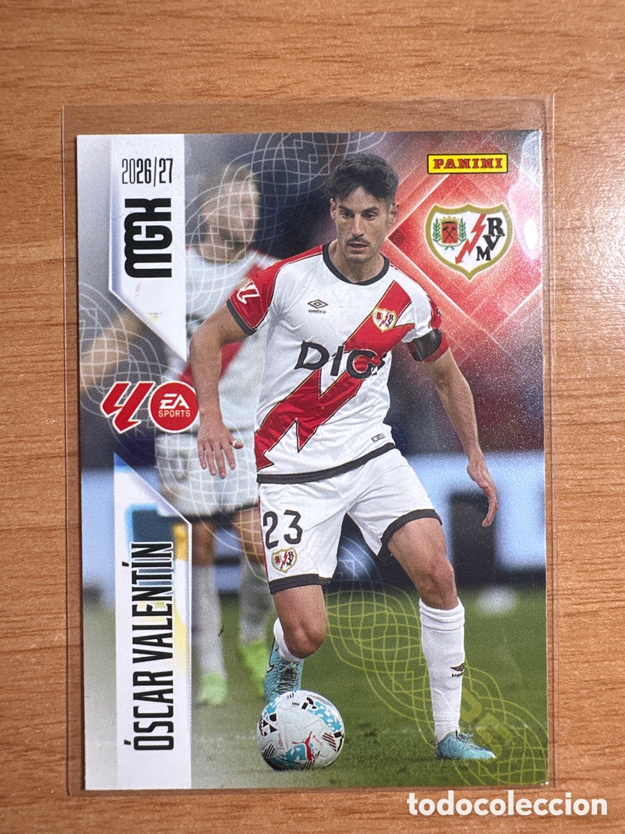 Cromos de Futebol: 300 OSCAR VALENT&Iacute;N RAYO DE VALLECANO MEGACRACKS 2026 2027 (MGK 26 27)