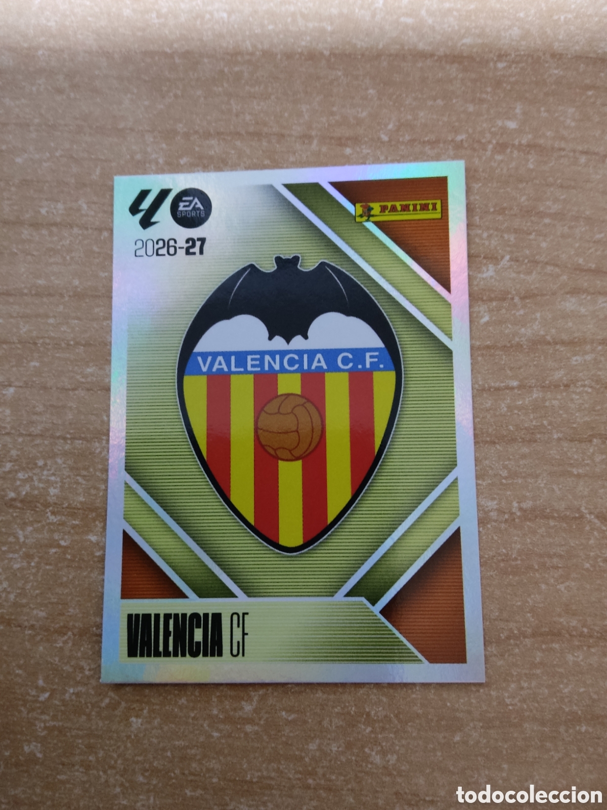 Cromos de f&uacute;tbol: 1 ESCUDO VALENCIA LIGA ESTE 2026 2027