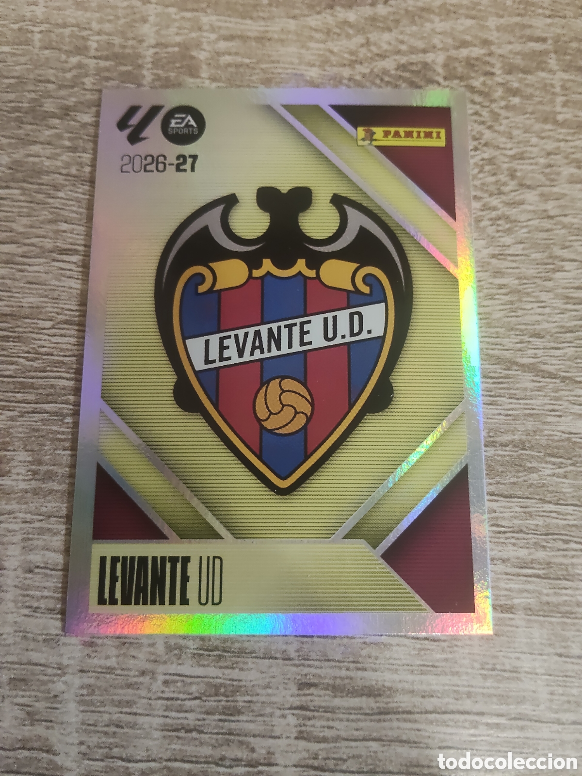 Cromos de f&uacute;tbol: Escudo Levante liga 2026 2027 26 27 ediciones este