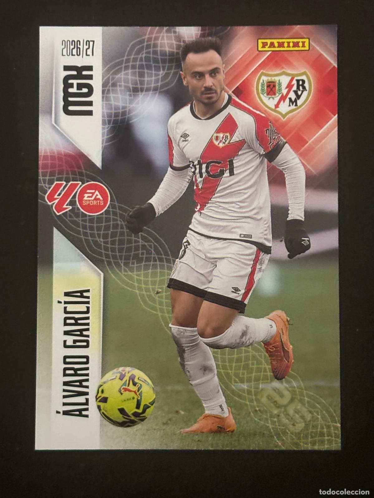 Cromos de Futebol: 303 &Aacute;LVARO GARC&Iacute;A RAYO MEGACRACKS MGK 26-27 2026-2027 PANINI LIGA
