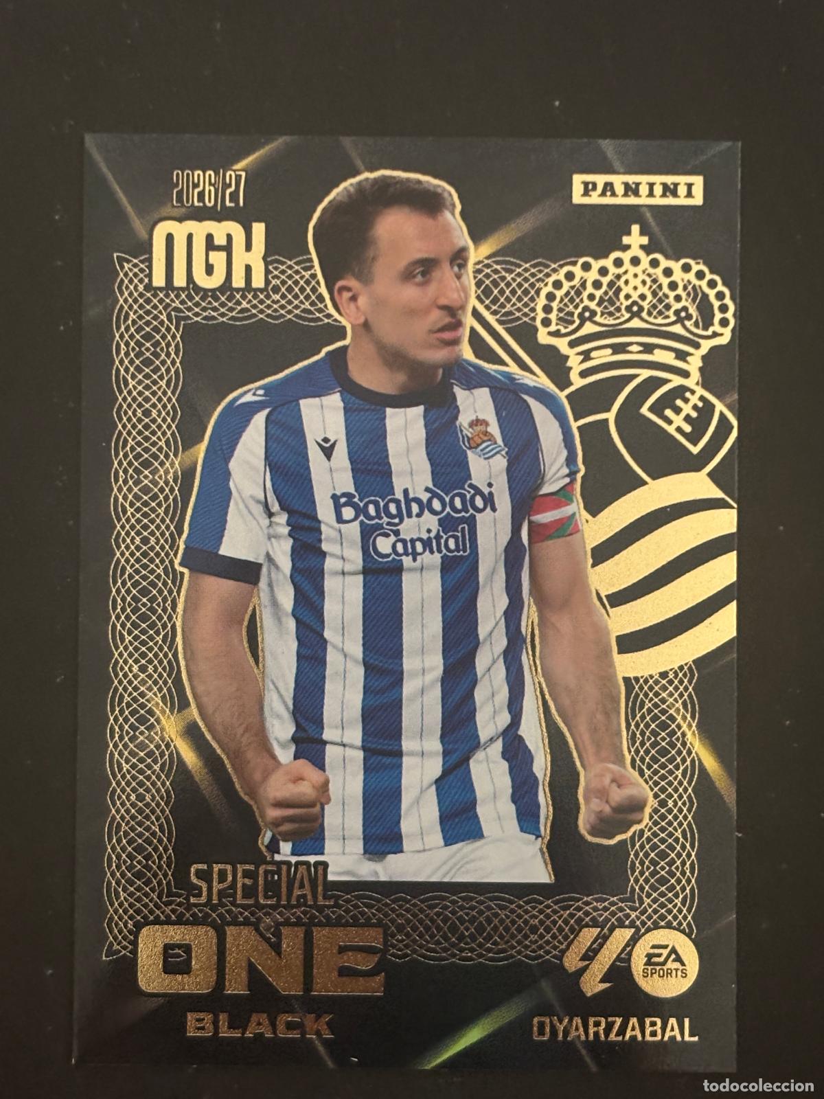 Fu&szlig;ball-Sticker: OB8 OYARZABAL REAL SOCIEDAD SPECIAL ONE BLACK MEGACRACKS MGK 26-27 2026-2027 PANINI LIGA