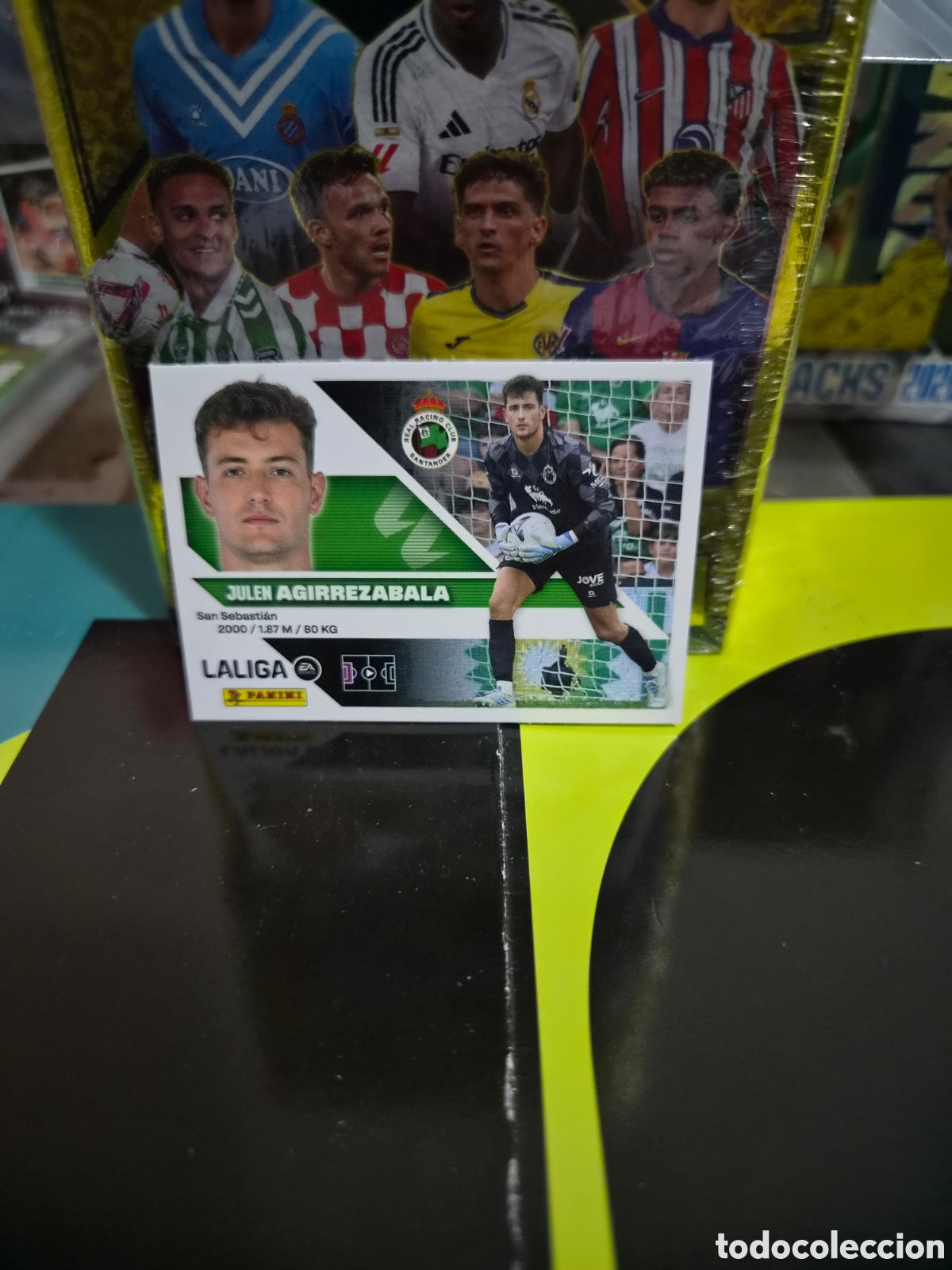 Fu&szlig;ball-Sticker: N&deg;3 Racing de Santander Agirrezabala Liga Este 26/27